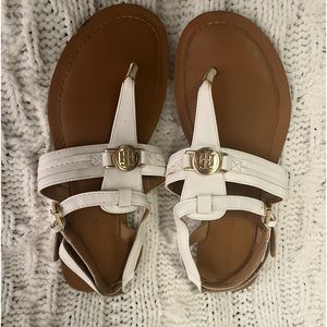 gently used tommy hilfiger white sandals
